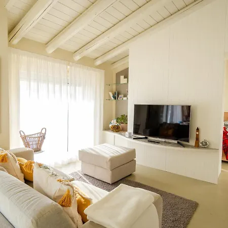 Apartment Colosseo With Wonderful View And Swimming Pool
